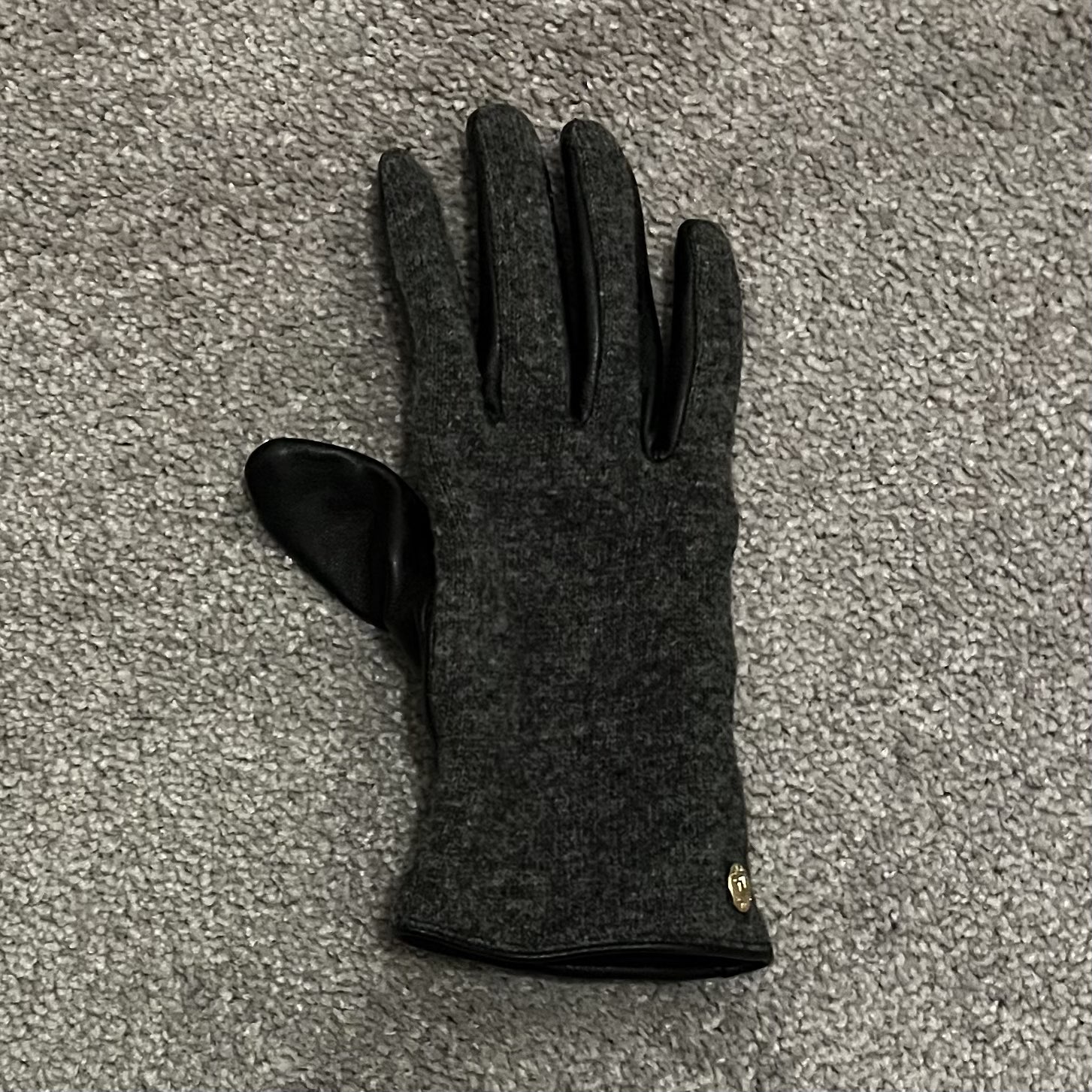 Gloves