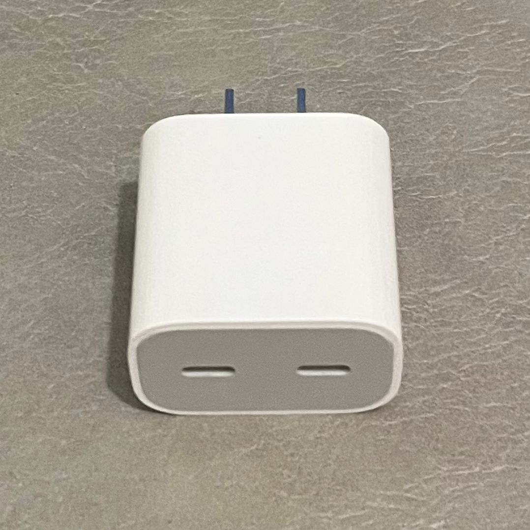 This photo of adapter was taken from the connector side.