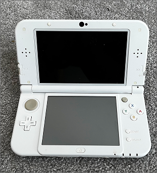 The front view of 3DS